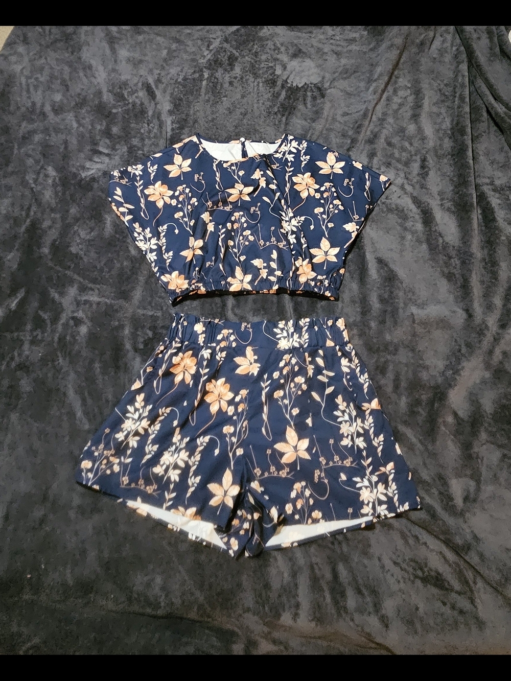 SHEIN Navy Floral Crop Top with Peach Blooms